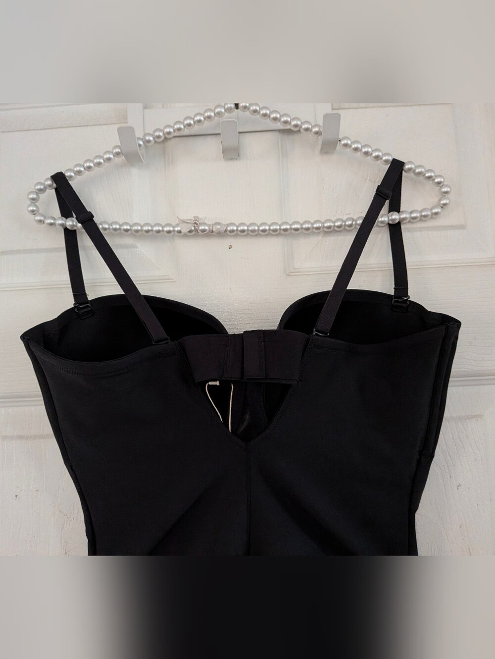 SKIMS BODY Underwire Thong Bodysuit - Picture 10 of 16